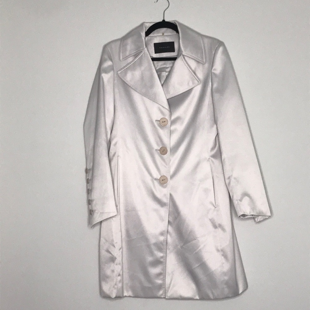 Women’s Tahari knee length coat, satin silver